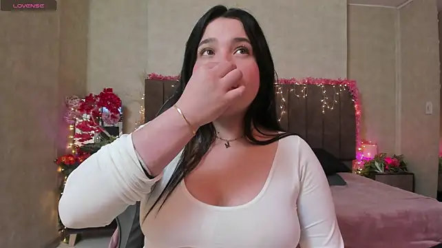 Juliieth_Caandy Chat XXX in diretta