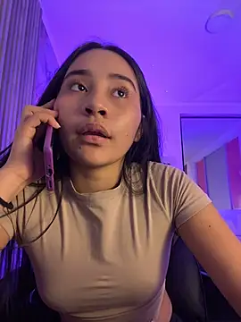 maliha_ec Adlı Modelin Canlı XXX Sohbeti