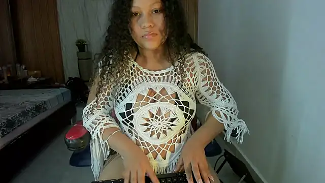 Lunastar02 Chat XXX in diretta