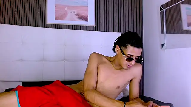 Maximo_Juli 现场XXX聊天
