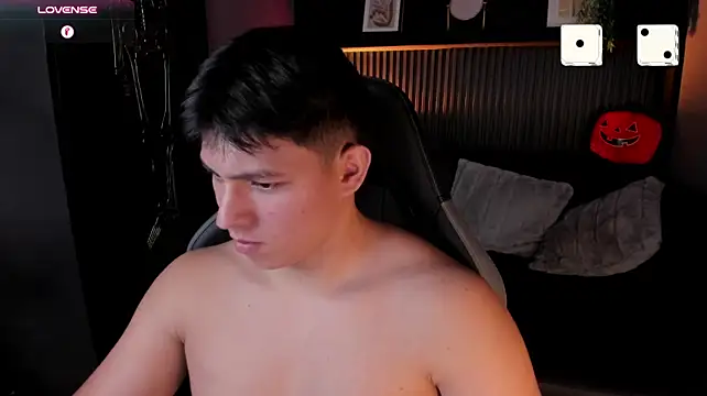 Živý XXX chat JamesCr_