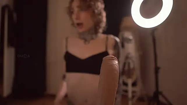 ifuckingtoy_'s Live XXX Chat