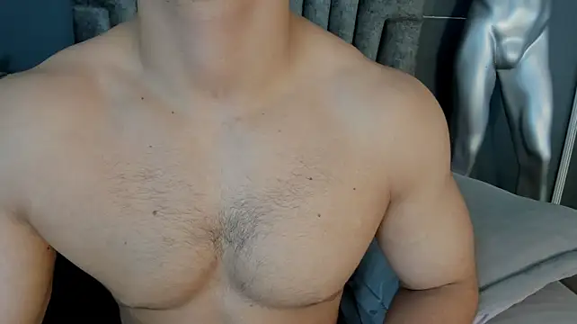 Charlie___Musk Adlı Modelin Canlı XXX Sohbeti