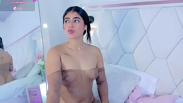 AbrilCollins Chat XXX live