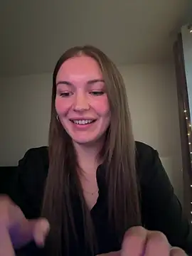 Julie_Peach's Live XXX Chat