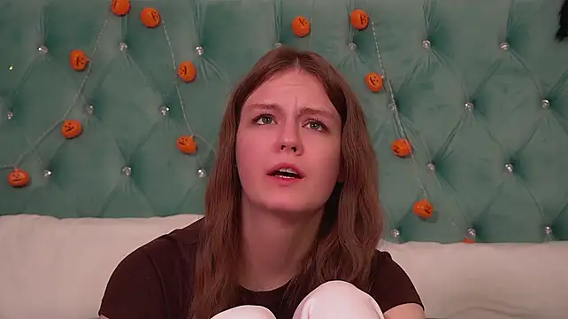 SofiaSarvains' Live XXX Chat