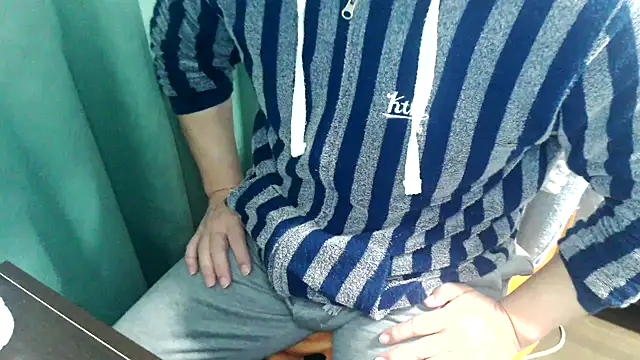guruguru_ktm 라이브 XXX 채팅