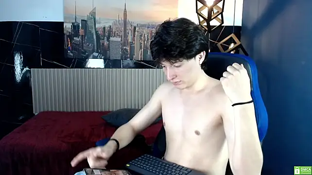 Онлайн чат XXX Marcoviolet