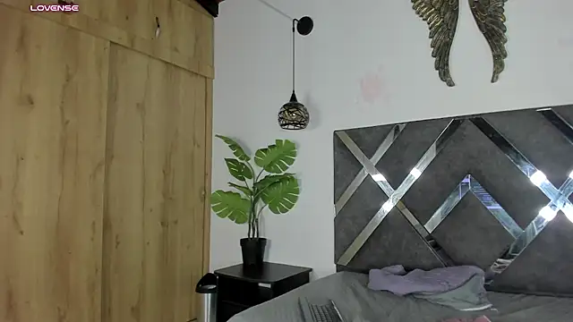 erika_222's Live XXX Chat