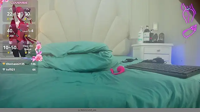 Nahomyrain's Live XXX Chat