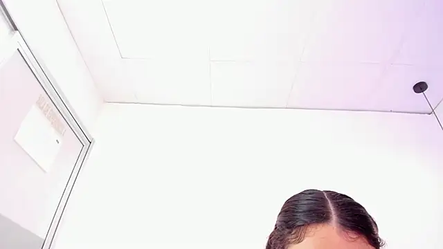 IvyVoos' Live XXX Chat