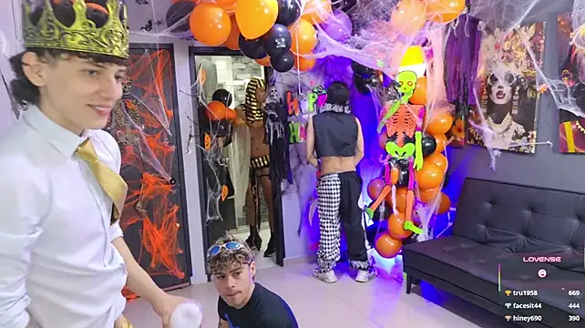 XXX chat uživo modela Masters_sexx