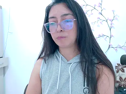 Ma_Alcazar's Live XXX Chat