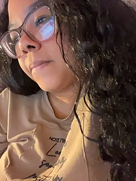 Chat +18 de XMara ao vivo