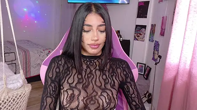 JulietaCheerr Adlı Modelin Canlı XXX Sohbeti