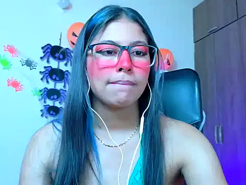 Czat XXX na żywo – _ALLYSON18_