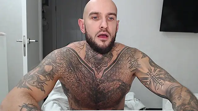 Chatroom XXX en direct de maxi_foxxx