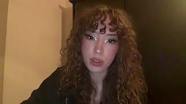 KamalaCoit's Live XXX Chat