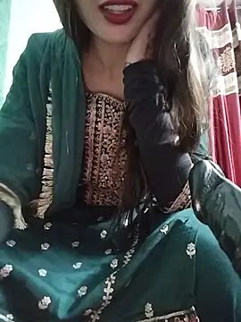 Chatroom XXX en direct de Noor_Darliing