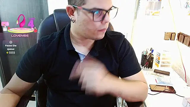 Realjoel01 现场XXX聊天