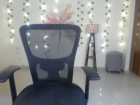 Your_Pahadan1's Live XXX Chat