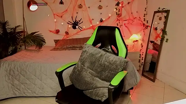 Онлайн чат XXX Matty_Sparkk