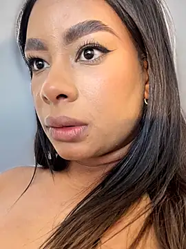 _caroline_jackson_'s Live XXX Chat