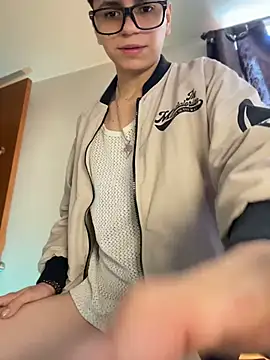 marckalexis 现场XXX聊天