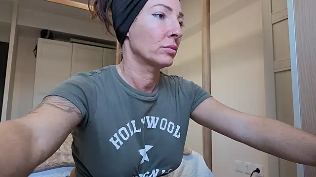 Czat XXX na żywo – claraxloveuse