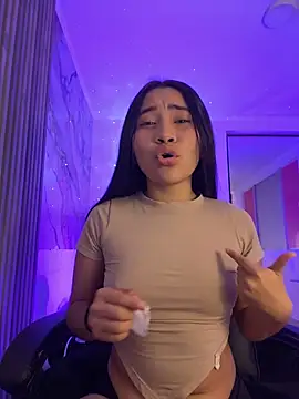 maliha_ec's Live XXX Chat