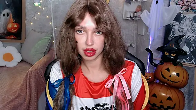NickyAdamidi Chat XXX in diretta