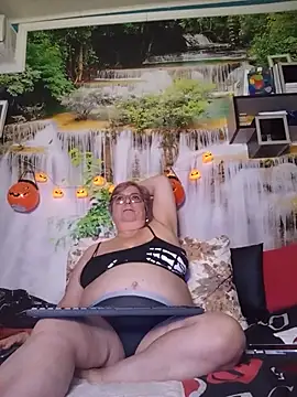 QueenPammy1's Live XXX Chat
