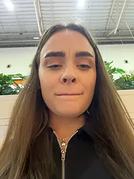 Chat +18 de KristiRich ao vivo