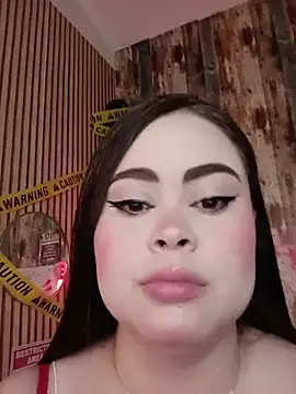 XXX chat uživo modela LolaVillalobos