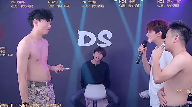Chat +18 de Ds-boy2 ao vivo