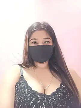Simran-001 Adlı Modelin Canlı XXX Sohbeti
