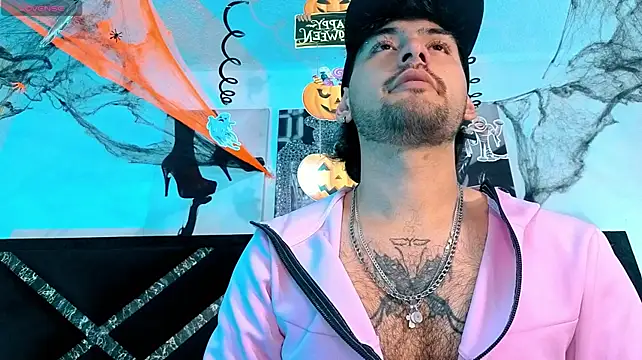 3MPI7ERNOn Live XXX chat