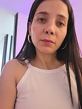Chat +18 de miaeyex ao vivo