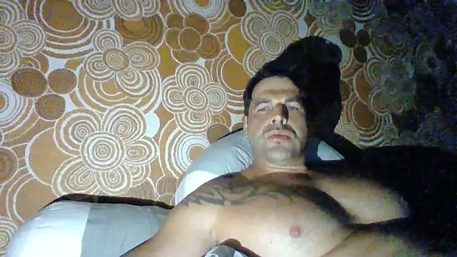 XxBigboybandxX webkamerás műsora