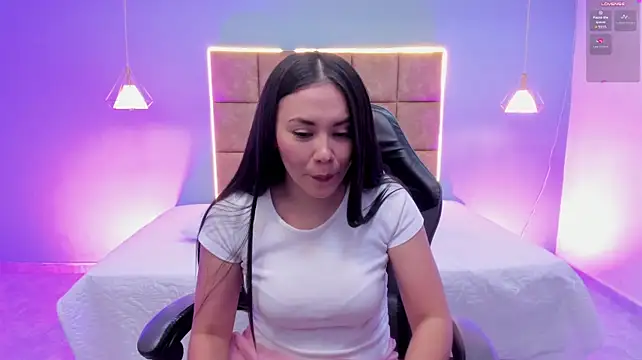 Natalia_Saenz_ 现场XXX聊天