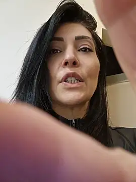 دردشة AryaSummersReal الجنسية المباشرة