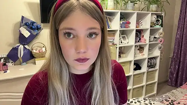 MayaStarlight's Live XXX Chat