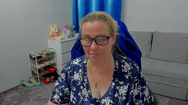 Frau_Marta's Live XXX Chat