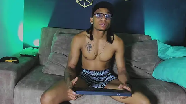 dereck_savagen Live XXX chat