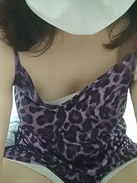 miniiceyya live XXX chat