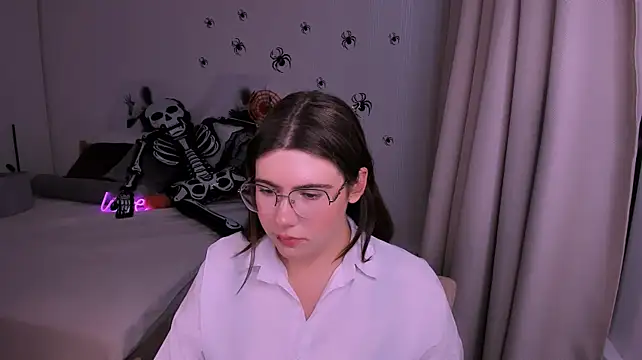 Chat +18 de StellaDarks ao vivo