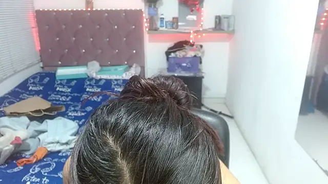 Chat +18 de sofiacumgil ao vivo