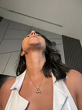 Miss_Caroline_ webkamerás műsora