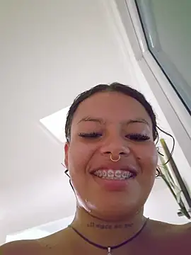 Yesica_Mcfly's Live XXX Chat