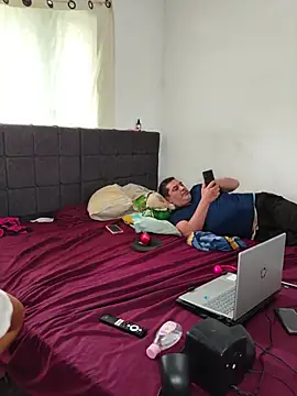 hotandfierylatinos2023 Adlı Modelin Web Kamerası Şovu